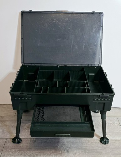 Nash tackle box - nash, bivvy