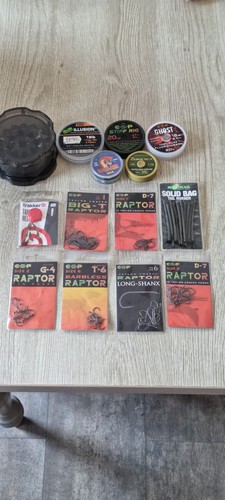 Carp fishing end tackle - carp,