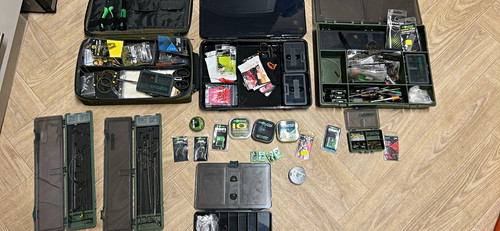 Carp tackle box loaded - box,