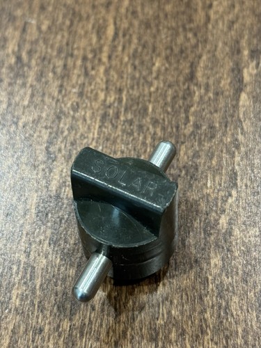 Solar tackle thumbscrew - thumbscrew, key
